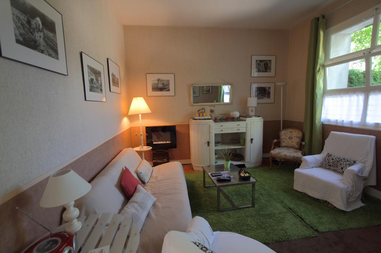 La Chevalerie Vila Blere Exterior foto